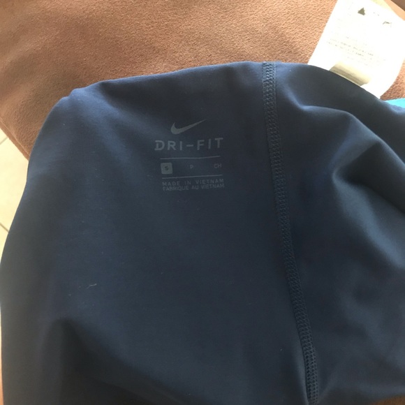 Nike pros - Picture 3 of 3